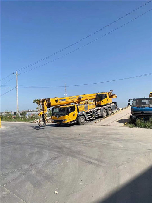 五原县吊车作业时，可能会产生哪些额外收费项目？