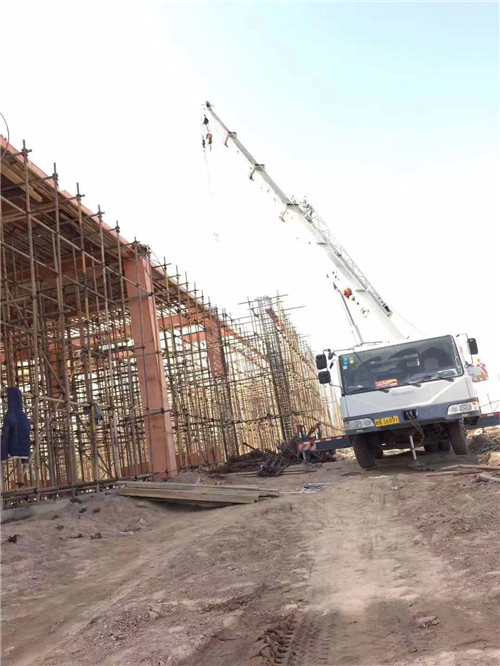 五原县25 吨、50 吨吊车怎么选？多大重量 / 半径适合对应车型？